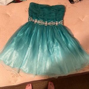 Green ombré short formal dress